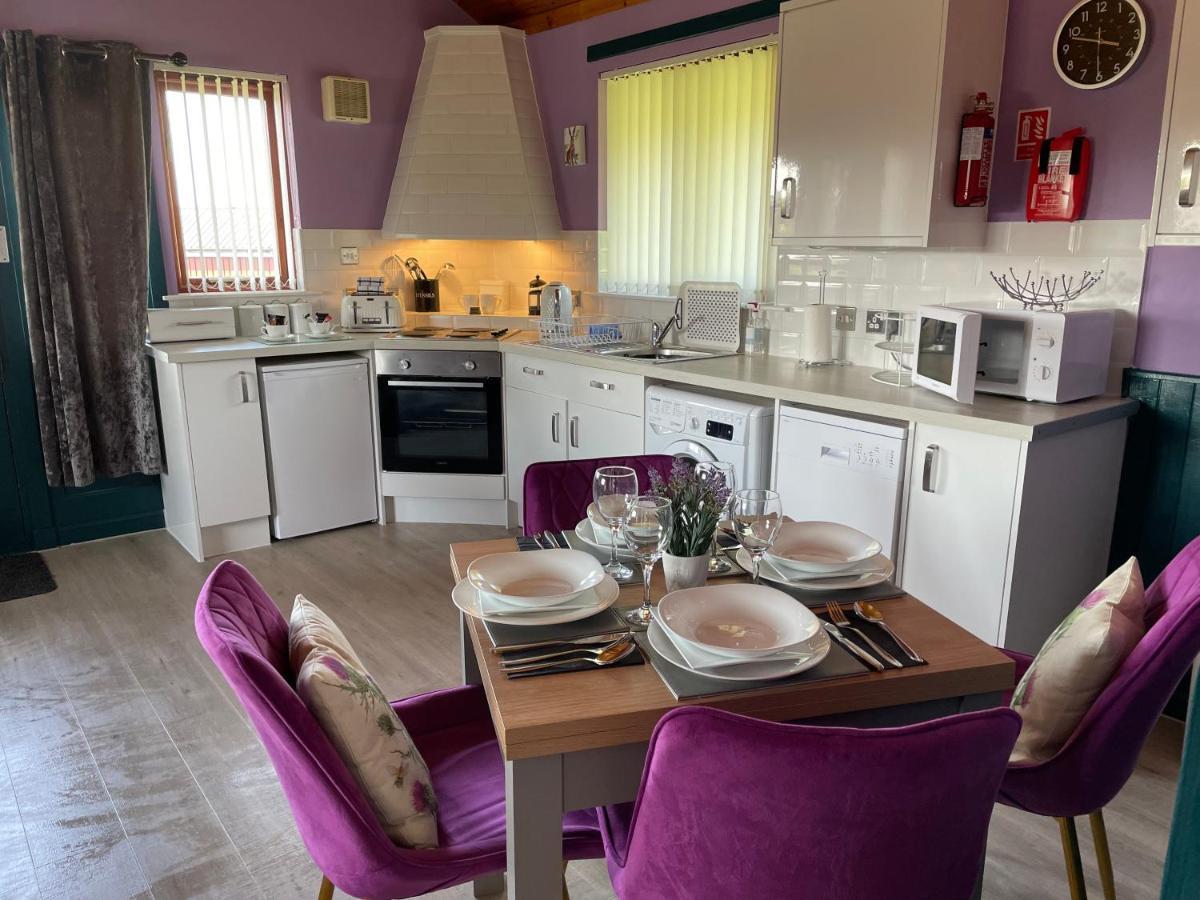 Wellsfield Farm Holiday Lodges Stirling Exteriér fotografie