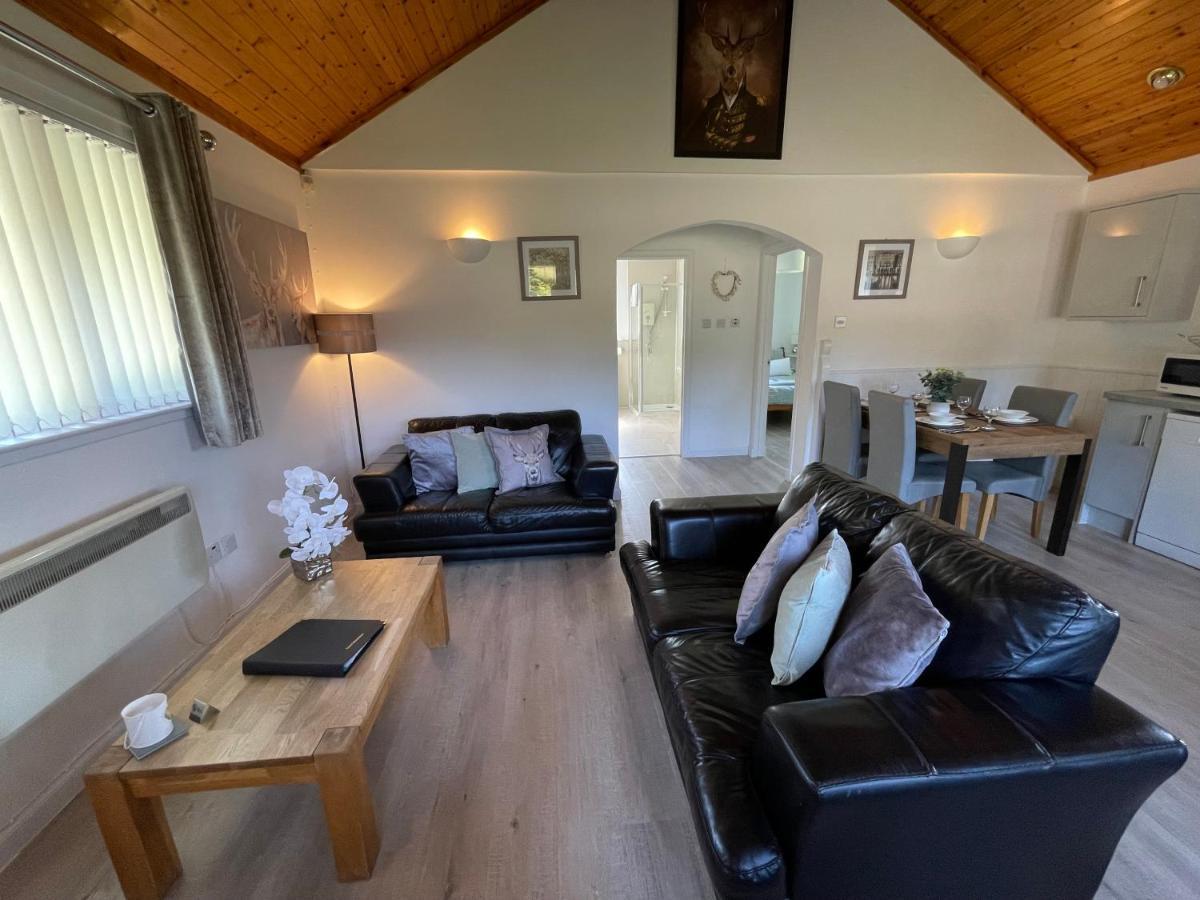 Wellsfield Farm Holiday Lodges Stirling Exteriér fotografie