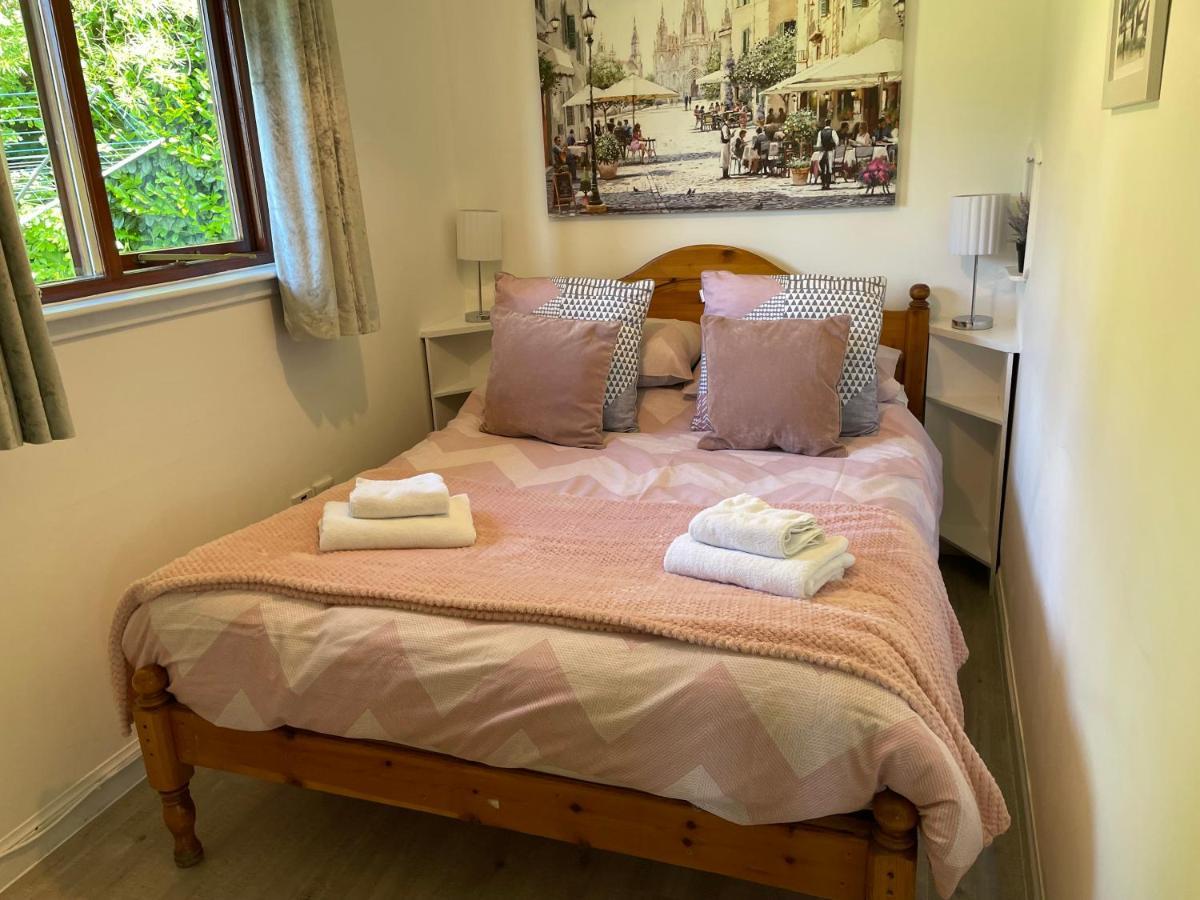 Wellsfield Farm Holiday Lodges Stirling Exteriér fotografie