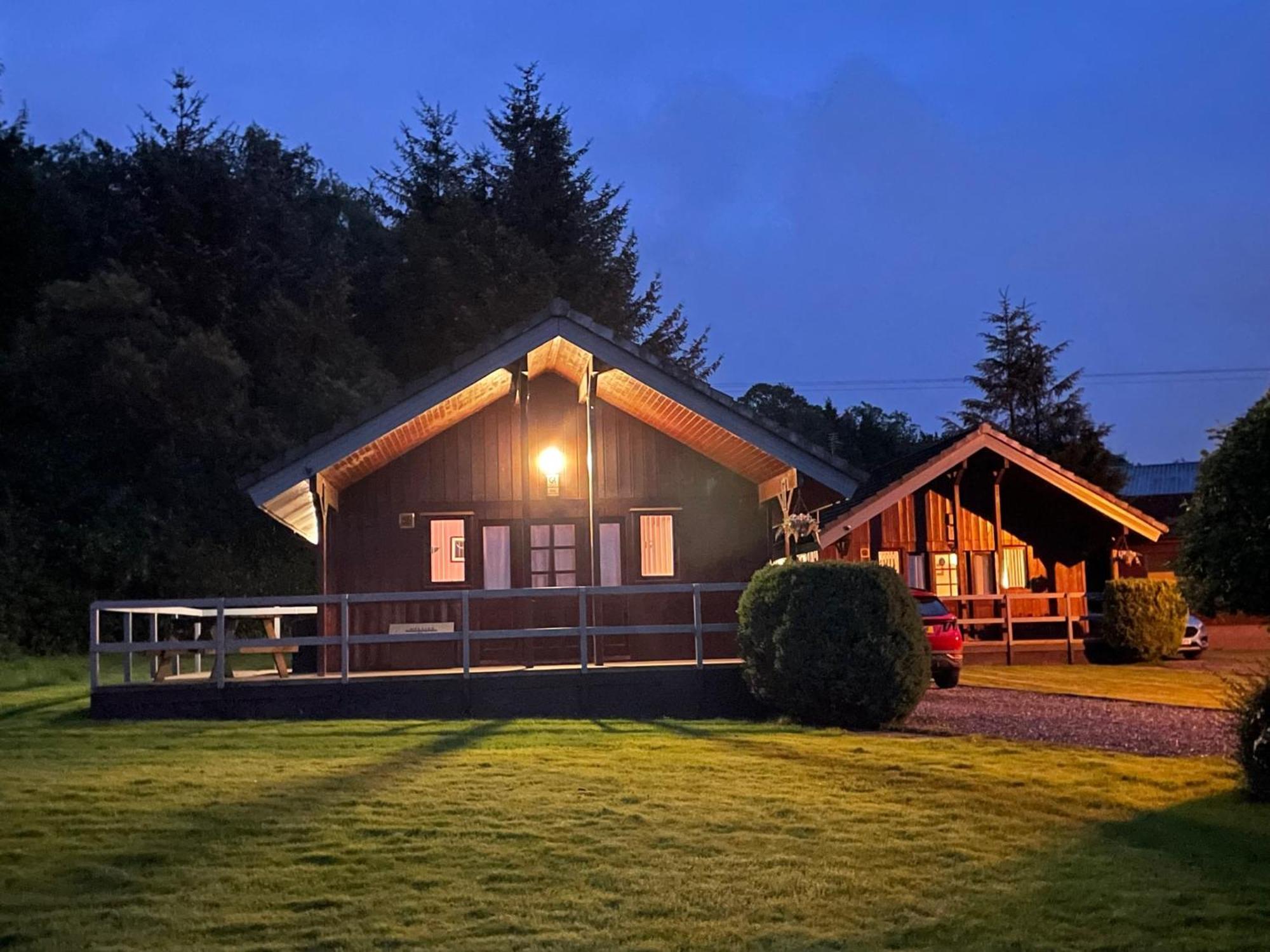 Wellsfield Farm Holiday Lodges Stirling Exteriér fotografie