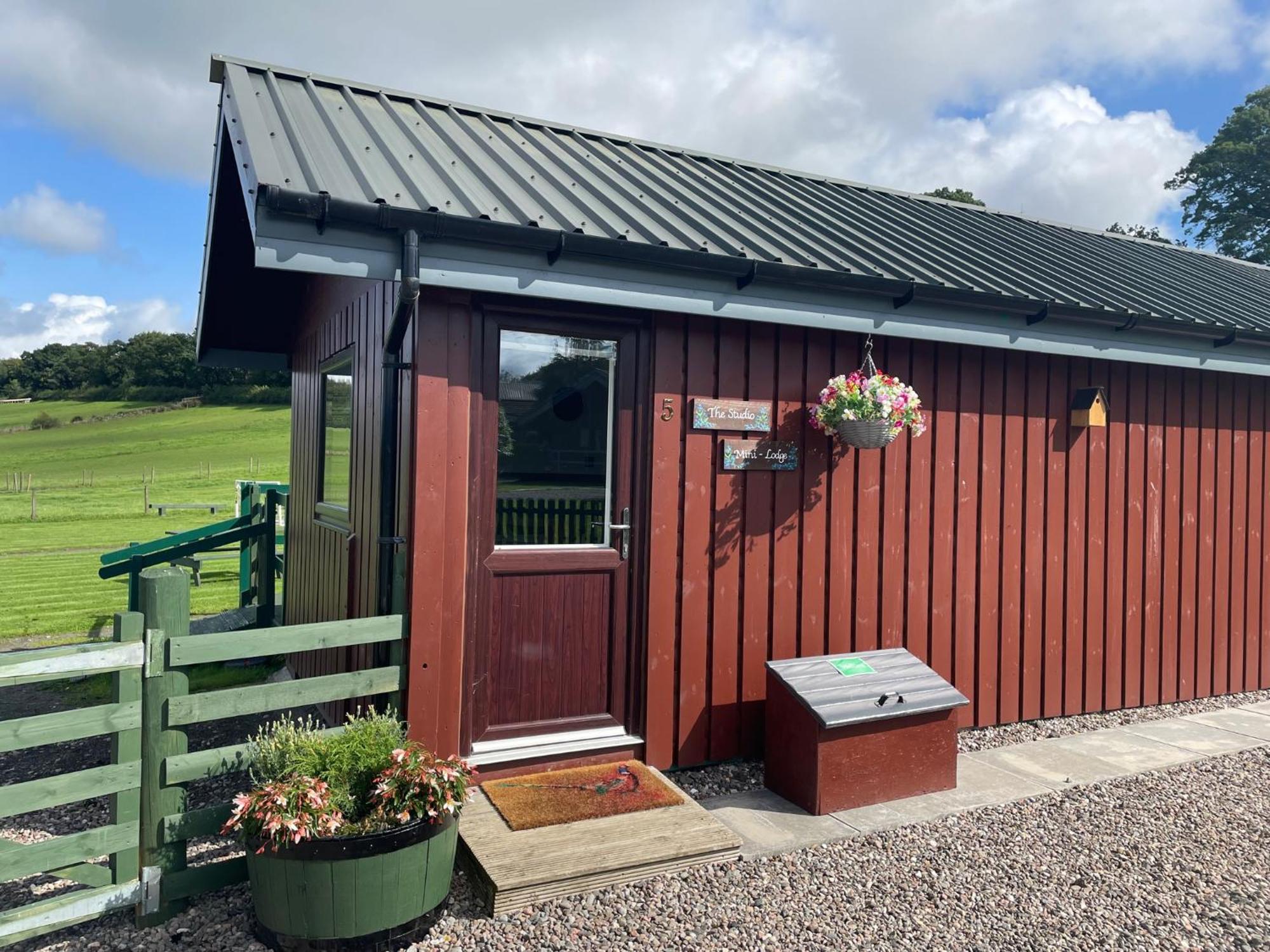 Wellsfield Farm Holiday Lodges Stirling Exteriér fotografie